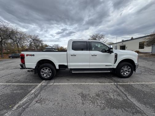 2023 Ford F-350 Lariat