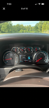 White 2015 Chevrolet Suburban 1500 LT