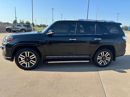 Black 2017 Toyota 4Runner Limited
