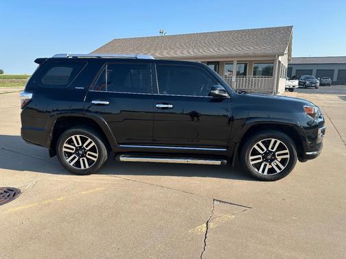 Black 2017 Toyota 4Runner Limited