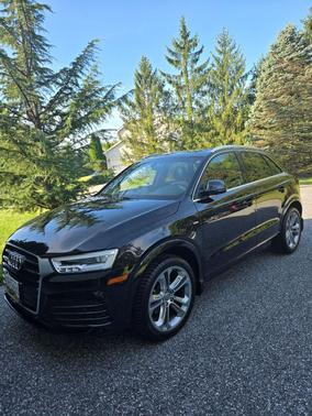 Black 2018 Audi Q3 2.0T Premium Plus