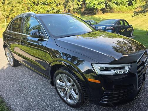 Black 2018 Audi Q3 2.0T Premium Plus