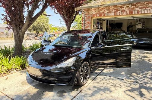 Black 2020 Tesla Model 3 Standard Range Plus