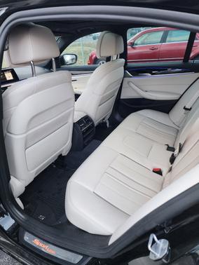 Black 2019 BMW 540 i xDrive