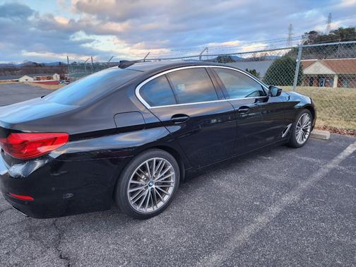 Black 2019 BMW 540 i xDrive