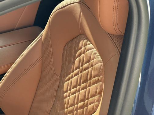 2022 BMW 530e Base