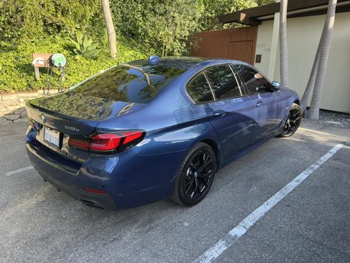 2022 BMW 530e Base