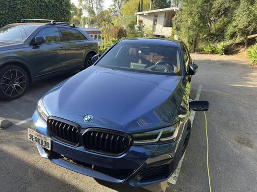 2022 BMW 530e Base
