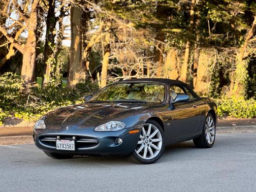 2000 Jaguar XK8 Base