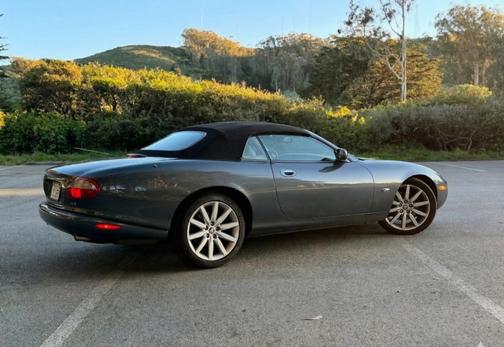 2000 Jaguar XK8 Base