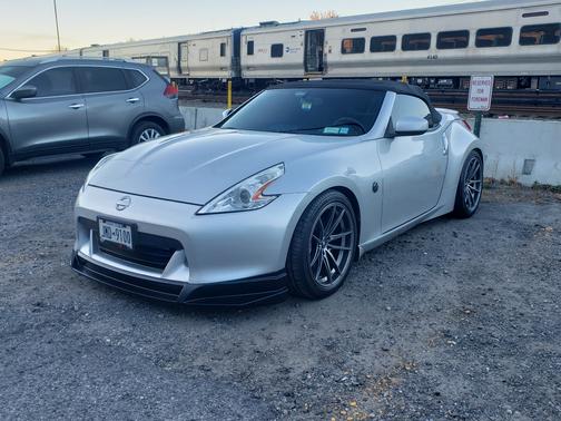 2010 Nissan 370Z Touring