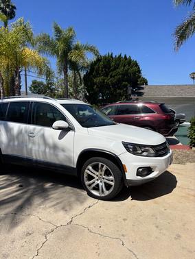 2012 Volkswagen Tiguan SEL