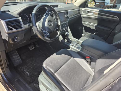 2019 Volkswagen Atlas 3.6L SE w/Technology