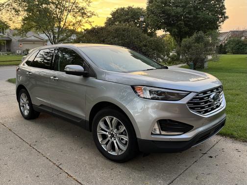 Silver 2024 Ford Edge Titanium