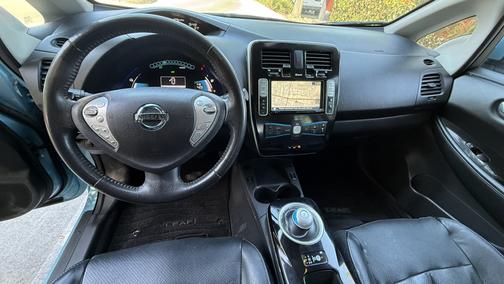 Blue 2015 Nissan Leaf SL