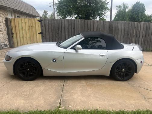 2004 BMW Z4 3.0i