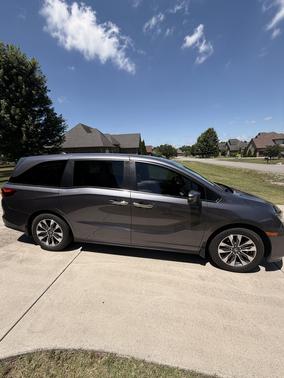 Gray 2023 Honda Odyssey EX-L