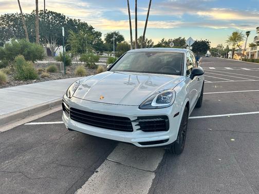 2021 Porsche Cayenne Cayenne