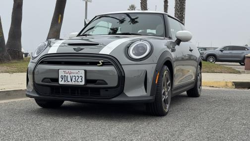 2023 MINI SE Hardtop Cooper