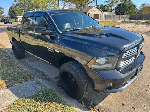 2016 RAM 1500 Sport