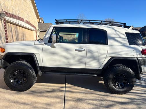 2010 Toyota FJ Cruiser Base