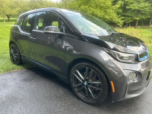 2014 BMW i3 Base w/Range Extender