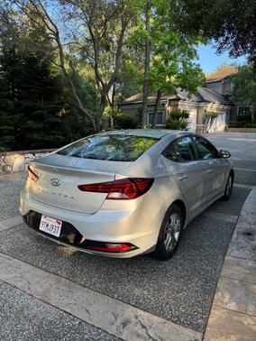 Gray 2020 Hyundai ELANTRA SEL