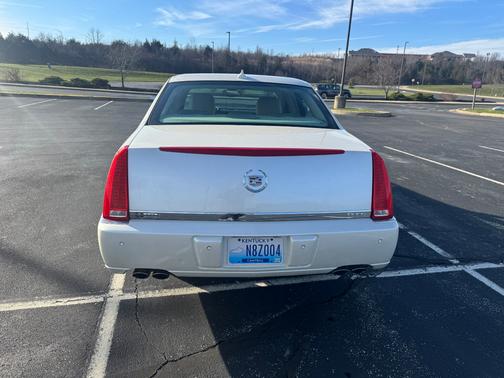 2009 Cadillac DTS 1SB