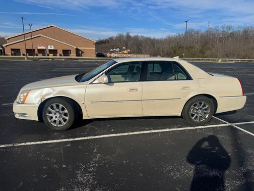 2009 Cadillac DTS 1SB