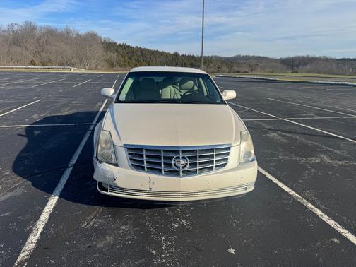 2009 Cadillac DTS 1SB