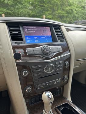 2015 INFINITI QX80 Base