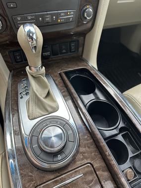 2015 INFINITI QX80 Base