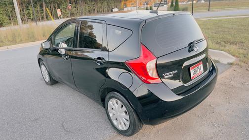 Black 2016 Nissan Versa Note SV