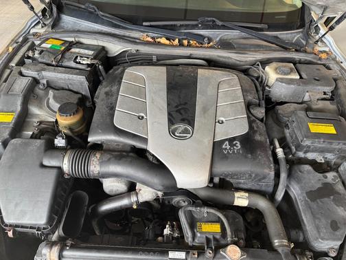 Silver 2004 Lexus SC 430 Base
