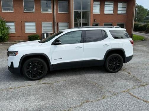 White 2021 GMC Acadia SLT