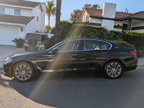 Black 2018 BMW 530e iPerformance