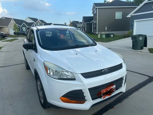 2016 Ford Escape S