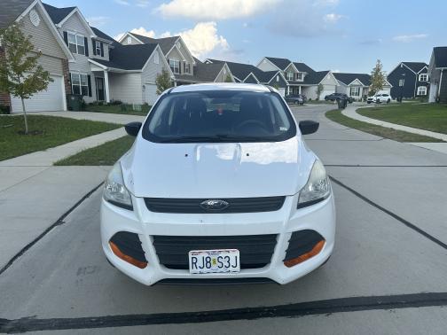 2016 Ford Escape S