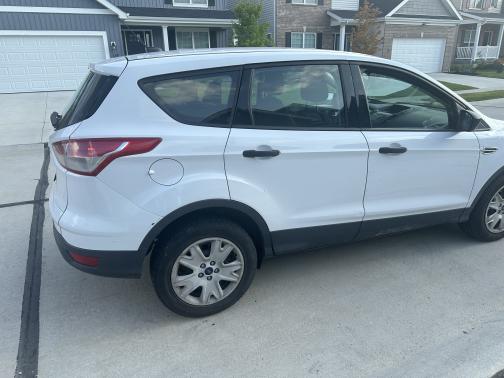 2016 Ford Escape S