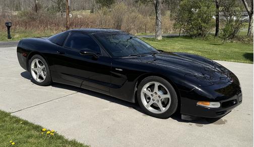 Black 1999 Chevrolet Corvette Base