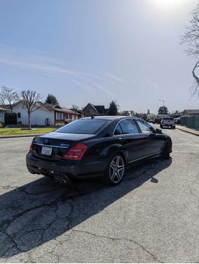 2011 Mercedes-Benz S-Class S 63 AMG