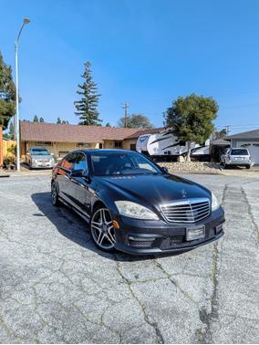 2011 Mercedes-Benz S-Class S 63 AMG