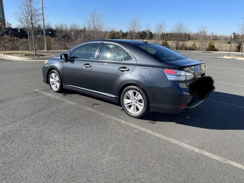 Photo 5 of 14 of 2010 Lexus HS 250h Base