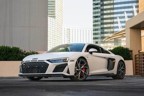 White 2021 Audi R8 5.2 V10