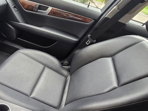 2012 Mercedes-Benz C-Class C 300 4MATIC Luxury