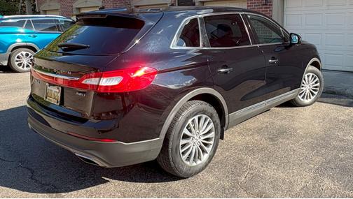 2016 Lincoln MKX Select