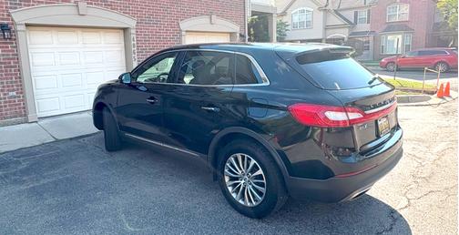 2016 Lincoln MKX Select