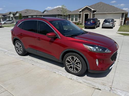 Red 2020 Ford Escape SEL