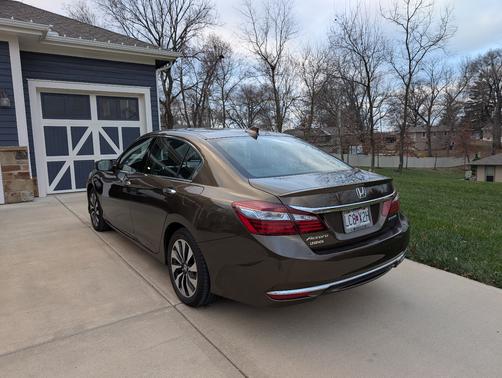 2017 Honda Accord Hybrid EX-L