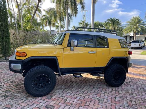 2007 Toyota FJ Cruiser Base